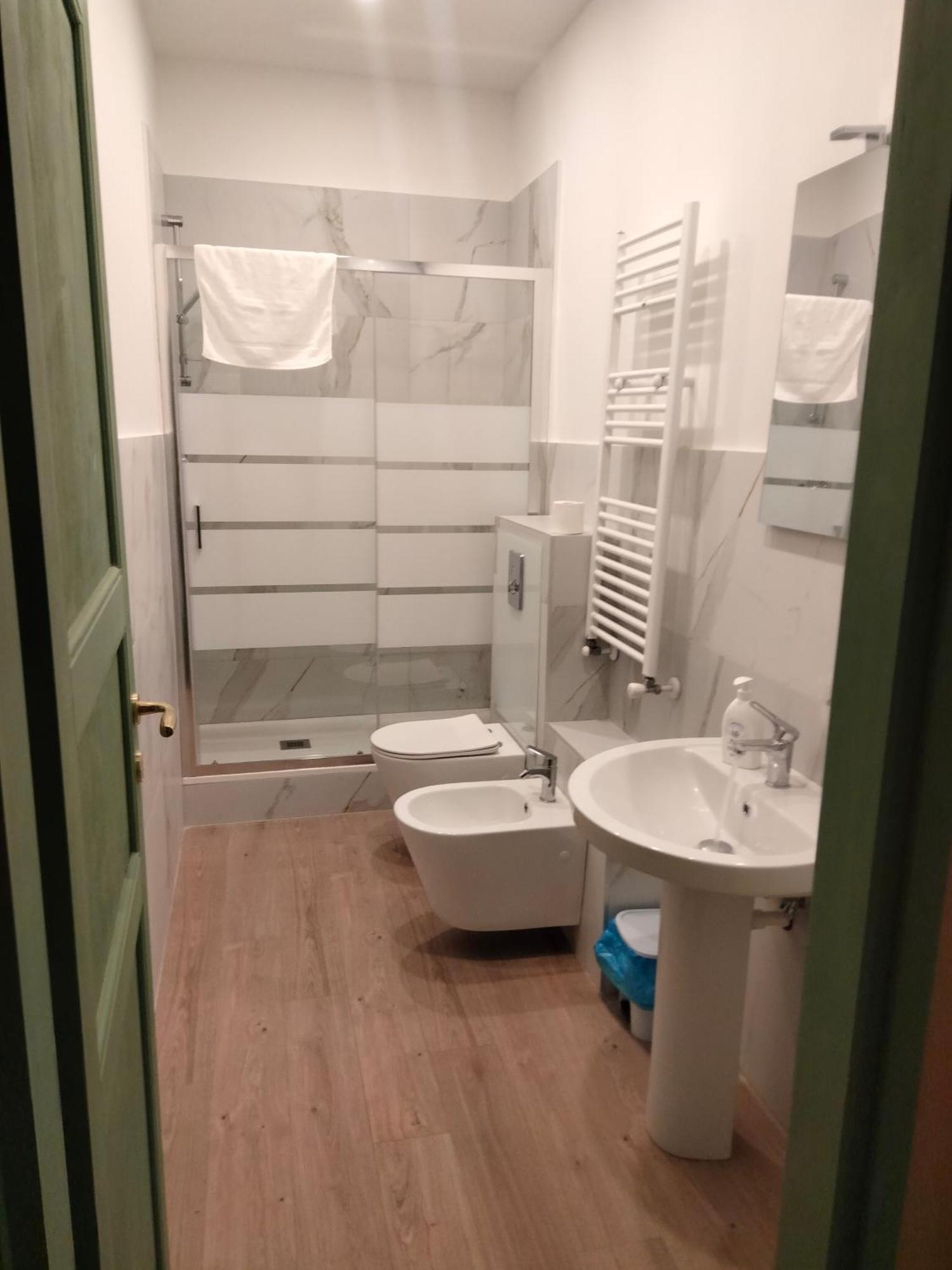 Palace '700 Rooms And Suites Bologna Esterno foto